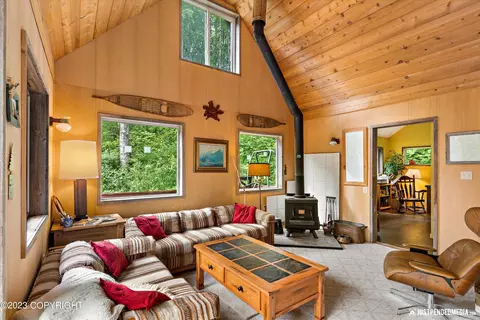 10813 N Lakes O The Su Dr, Willow, AK 99688