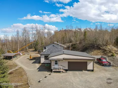 21725 Robin Dr, Chugiak, AK 99567 photo 3
