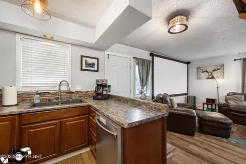 6329 E 32nd Ave, Anchorage, AK 99504 photo 11