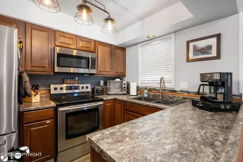 6329 E 32nd Ave, Anchorage, AK 99504 photo 13