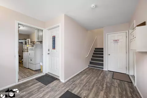 6329 E 32nd Ave, Anchorage, AK 99504 photo 5