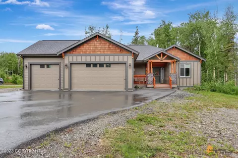 1928 S Berlin Rose St, Wasilla, AK 99623