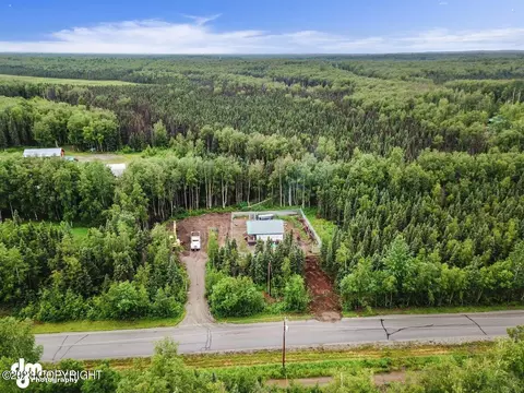 2890 N Gunflint Trl, Wasilla, AK 99654