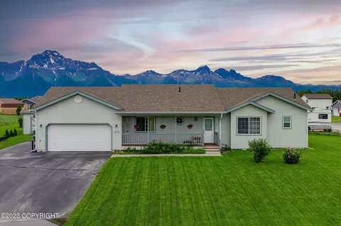 1372 N Angus Loop, Palmer, AK 99645