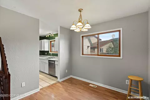 7964 Moose Run Cir, Anchorage, AK 99507 photo 5