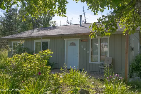 1330 N Williwaw Way, Wasilla, AK 99654