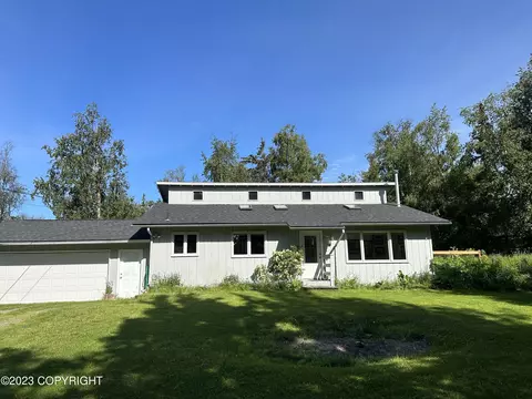 7471 E Sarasota Dr, Wasilla, AK 99654