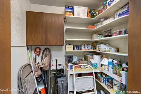 3540 Fordham Dr, Anchorage, AK 99508 photo 28