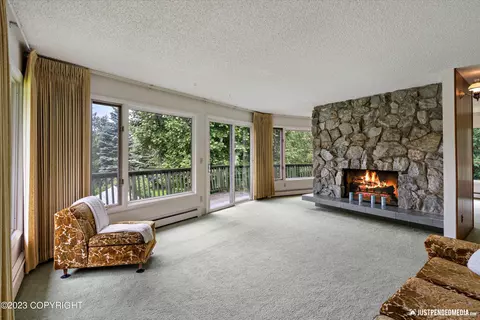 3540 Fordham Dr, Anchorage, AK 99508 photo 4