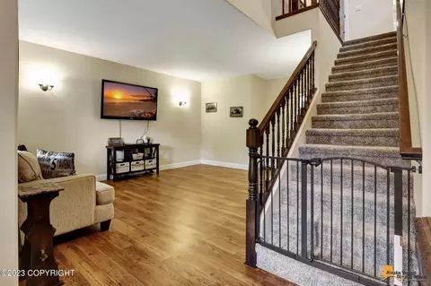 13044 Rosser Dr, Eagle River, AK 99577 photo 5