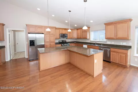 2869 Morgan Loop, Anchorage, AK 99516 photo 7