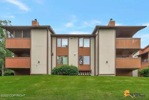 7331 Huntsmen Cir # 20-B, Anchorage, AK 99518