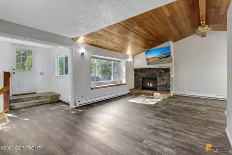 12100 Rainbow Ave, Anchorage, AK 99516 photo 3