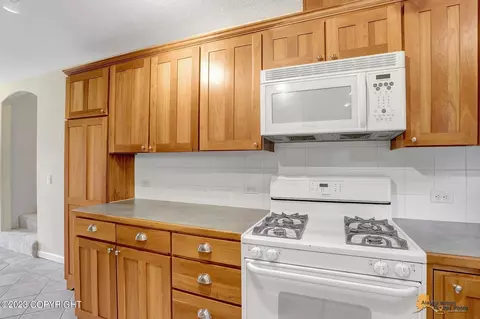 6900 E 16th Ave, Anchorage, AK 99504 photo 17