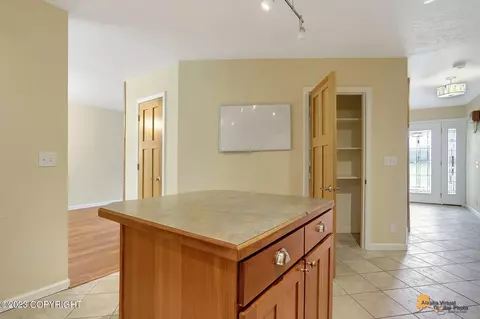 6900 E 16th Ave, Anchorage, AK 99504 photo 18