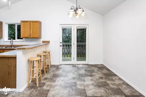 18751 Katelyn Cir, Eagle River, AK 99577 photo 6