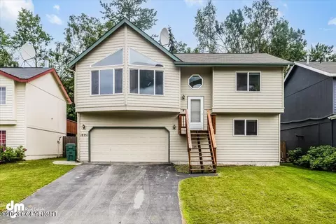 18751 Katelyn Cir, Eagle River, AK 99577