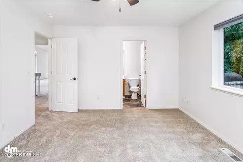 18751 Katelyn Cir, Eagle River, AK 99577 photo 11