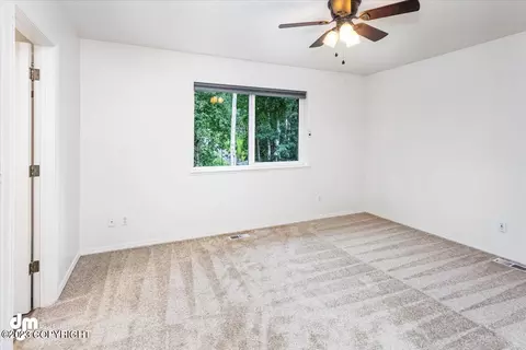 18751 Katelyn Cir, Eagle River, AK 99577 photo 12