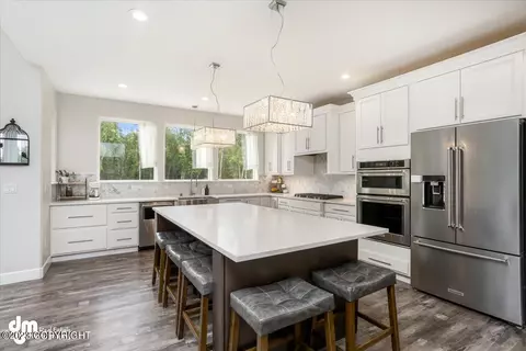 8287 E Fork Cir, Wasilla, AK 99654 photo 4
