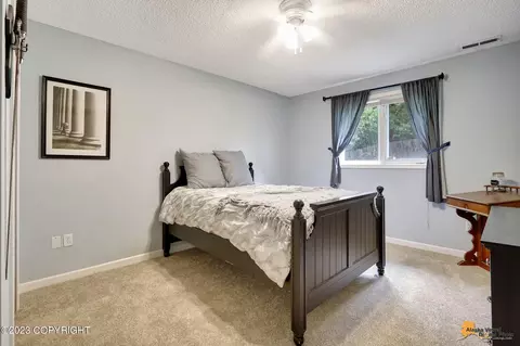 9816 St Lawrence Cir, Eagle River, AK 99577 photo 18