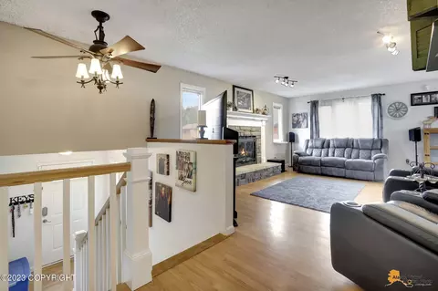 9816 St Lawrence Cir, Eagle River, AK 99577 photo 5