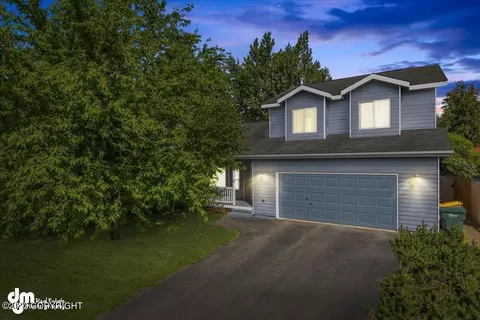 7521 Florence Cir, Anchorage, AK 99507