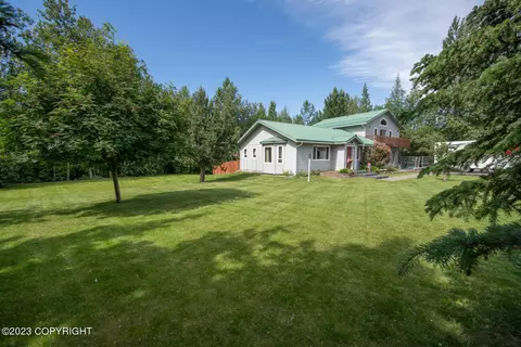 22568 Centurion Dr, Chugiak, AK 99567 photo 3