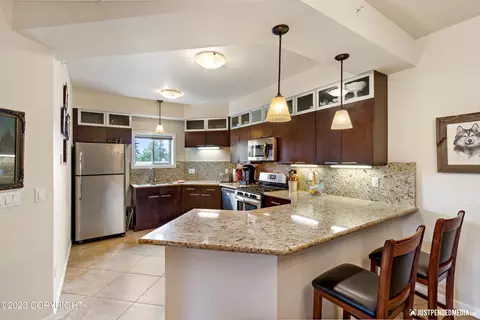 1126 E 16th Ave # 401, Anchorage, AK 99501 photo 6
