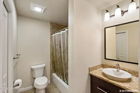 1126 E 16th Ave # 401, Anchorage, AK 99501 photo 18