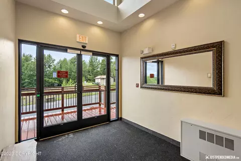 1126 E 16th Ave # 401, Anchorage, AK 99501 photo 2