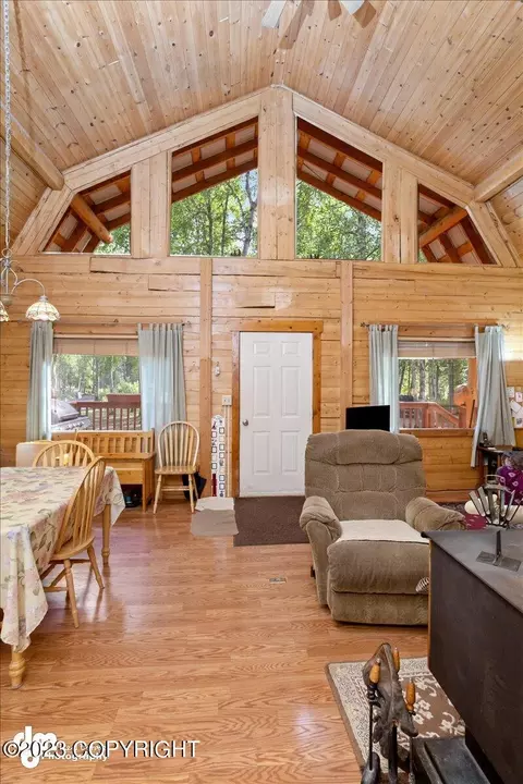 11425 N Deshka Loop, Willow, AK 99688 photo 8