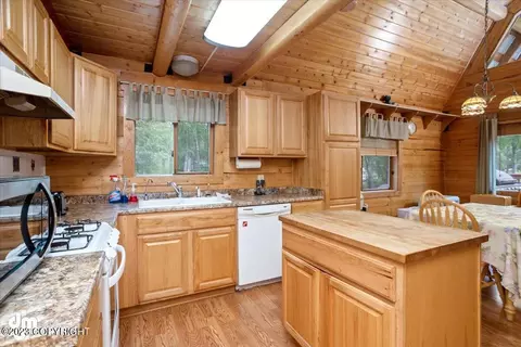 11425 N Deshka Loop, Willow, AK 99688 photo 16