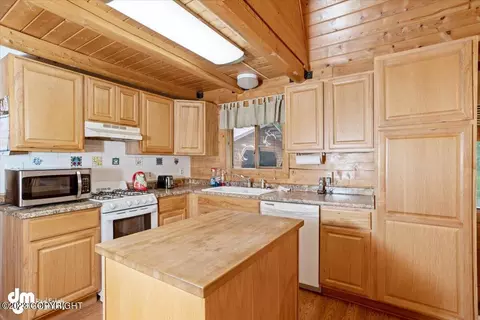 11425 N Deshka Loop, Willow, AK 99688 photo 14