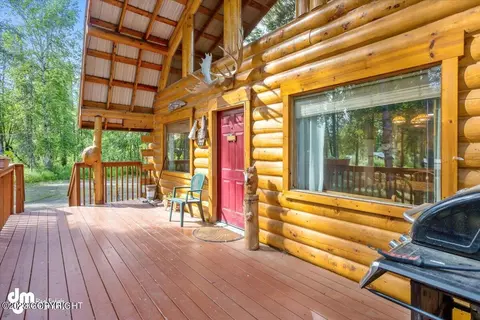 11425 N Deshka Loop, Willow, AK 99688 photo 2