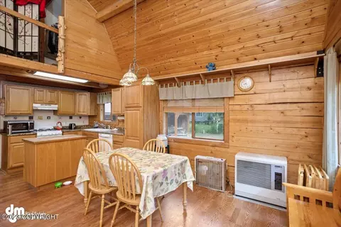 11425 N Deshka Loop, Willow, AK 99688 photo 17