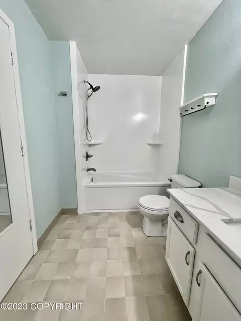 7623 Chaimi Loop, Anchorage, AK 99504 photo 10