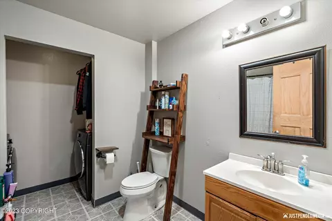 6920 Ryan Ct, Anchorage, AK 99504 photo 15