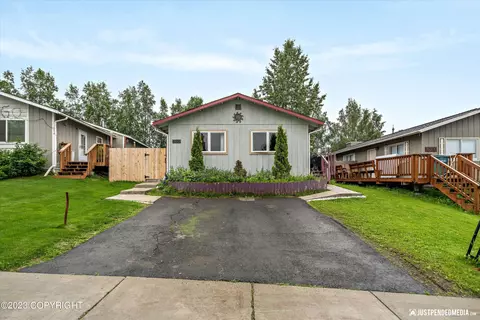6920 Ryan Ct, Anchorage, AK 99504 photo 2