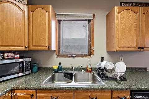 6920 Ryan Ct, Anchorage, AK 99504 photo 13