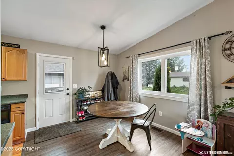 6920 Ryan Ct, Anchorage, AK 99504 photo 10