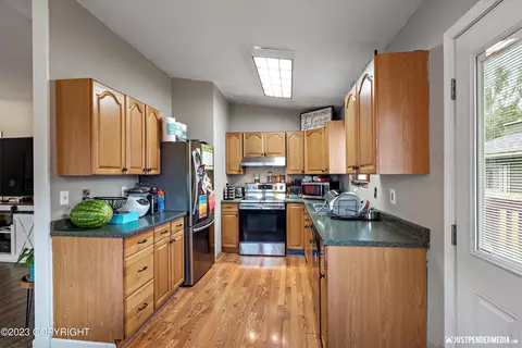 6920 Ryan Ct, Anchorage, AK 99504 photo 11