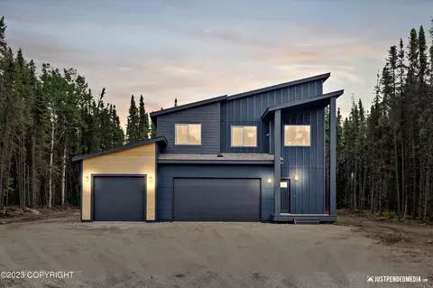 4611 N Edenfield Rd, Wasilla, AK 99623