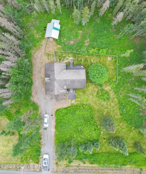 4350 Beaver Loop Rd, Kenai, AK 99611 photo 3