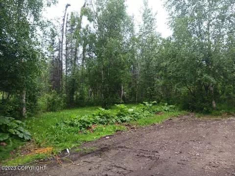 4260 N Sasbo Bluff Loop, Wasilla, AK 99623