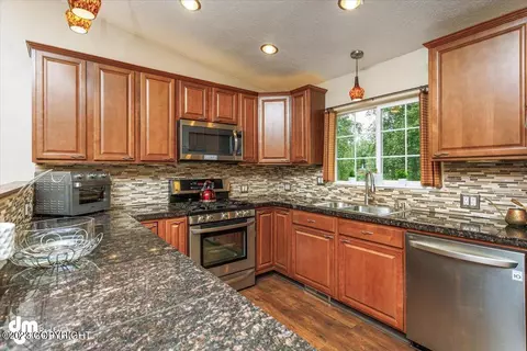 21632 Bear View Pl, Chugiak, AK 99567 photo 13