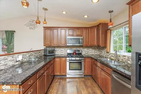 21632 Bear View Pl, Chugiak, AK 99567 photo 4