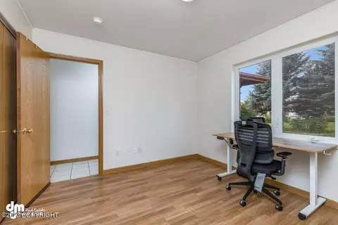 4901 E 26th Ave, Anchorage, AK 99508 photo 9