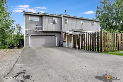 2825 W Youngtree Dr, Wasilla, AK 99623