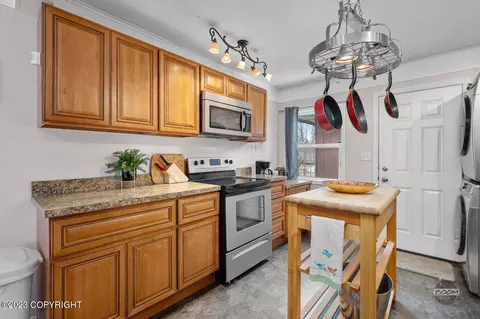 3400 Turnagain St, Anchorage, AK 99517